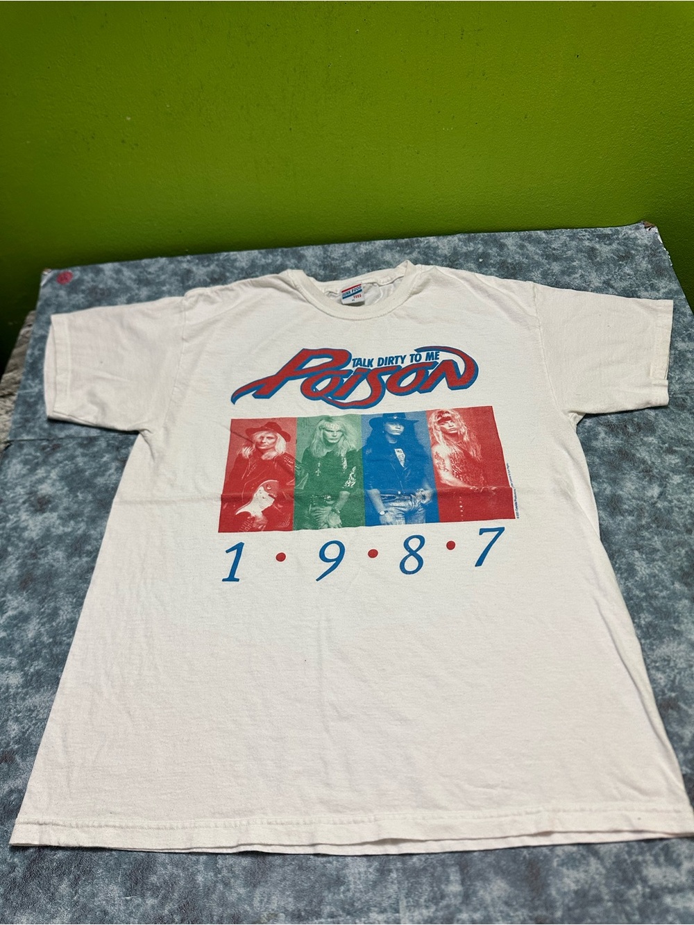 Junk Food Clothing White 'Poison 1987' vintage Multicolor Graphic Tee M